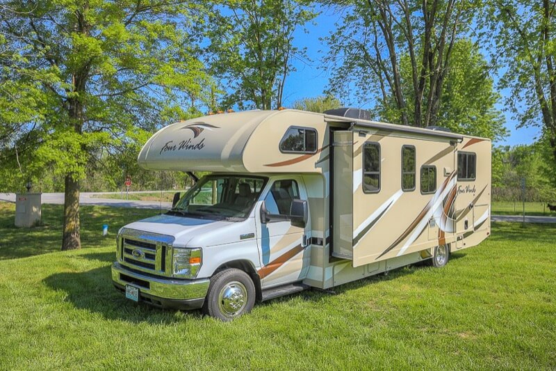 Extended Family Sized Motorhomes  RV Rentals